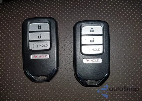 2025 Honda Ridgeline Rtl from USA, damaged, VIN 5FPYK3F51SB009755